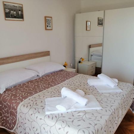 Apartmani Gareljic Podgora Exterior foto